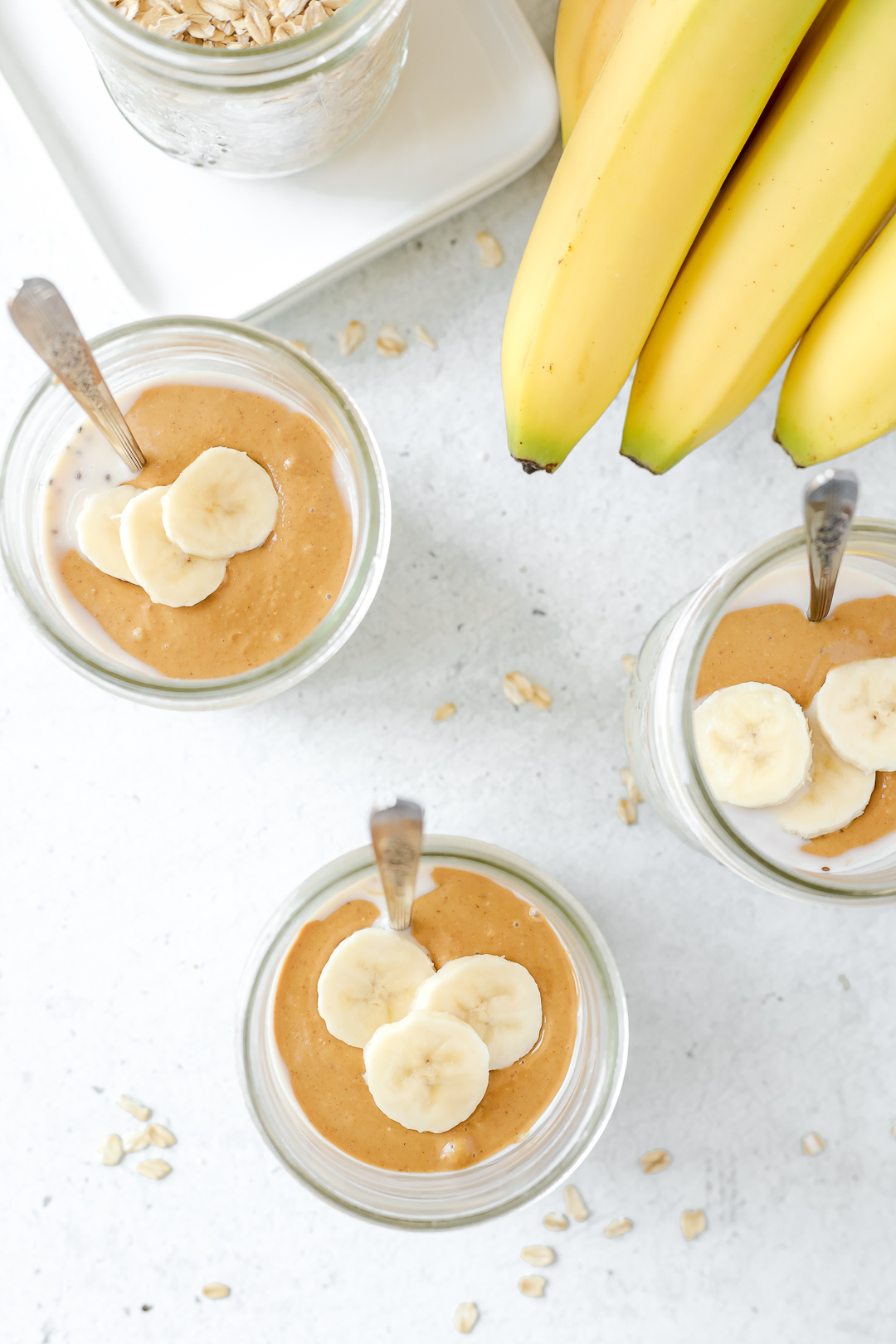 Banana Peanut Butter Overnight Oats (Easy) - Braes Bites